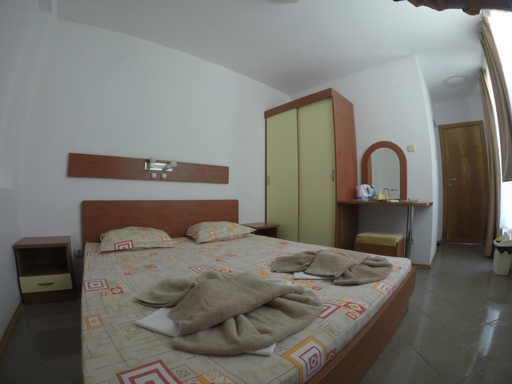 Hotel Filland سوزوبول الغرفة الصورة