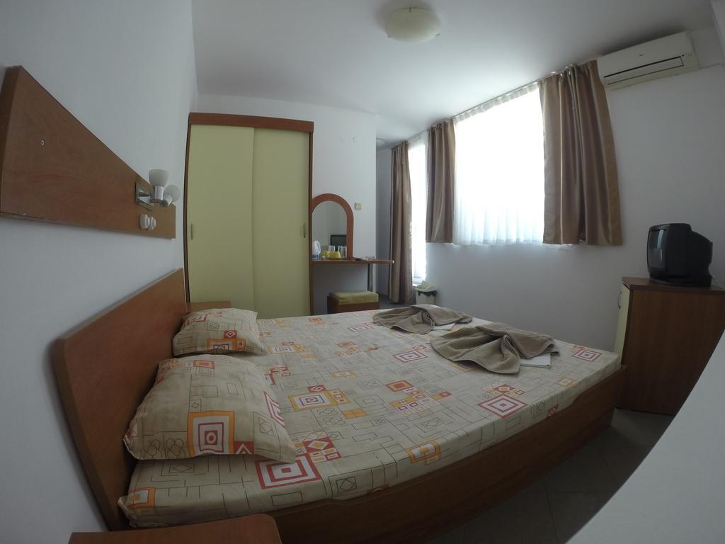 Hotel Filland سوزوبول الغرفة الصورة