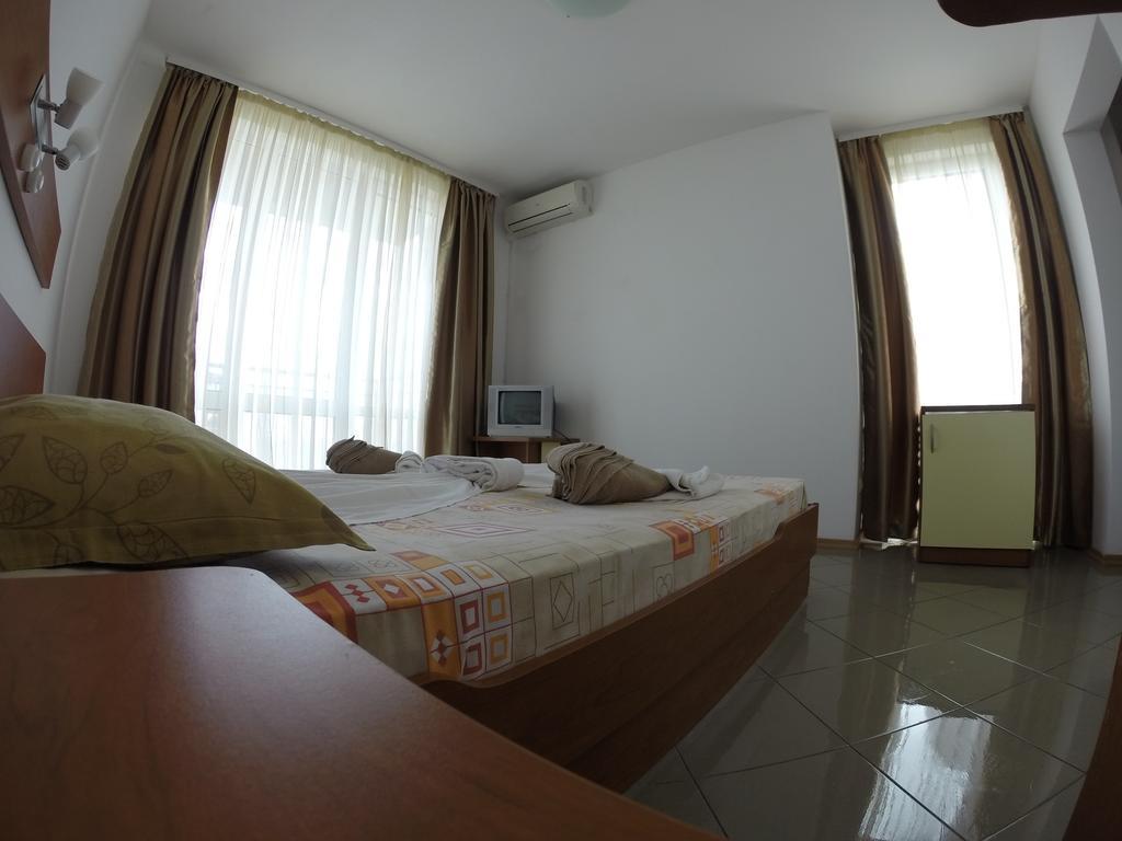 Hotel Filland سوزوبول الغرفة الصورة