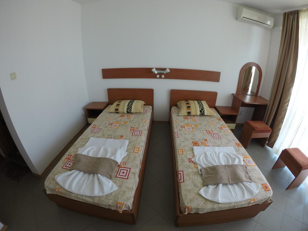 Hotel Filland سوزوبول الغرفة الصورة