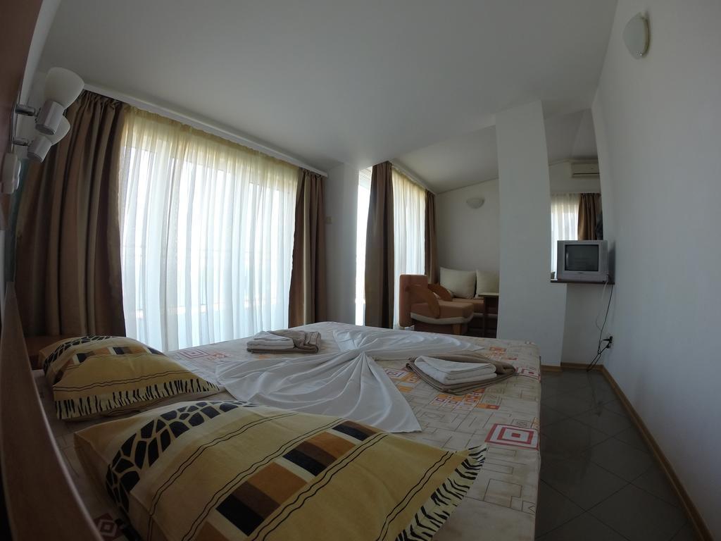 Hotel Filland سوزوبول الغرفة الصورة