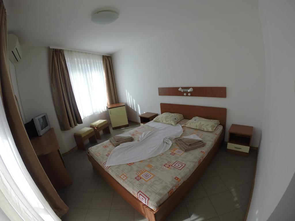 Hotel Filland سوزوبول الغرفة الصورة