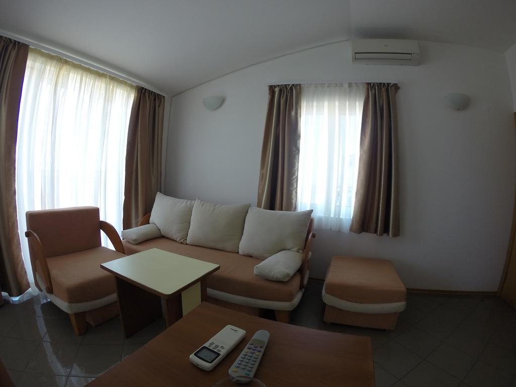 Hotel Filland سوزوبول الغرفة الصورة