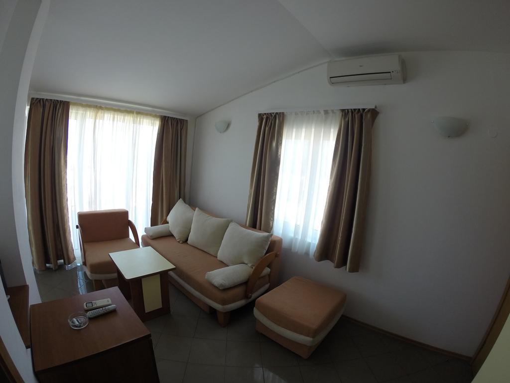 Hotel Filland سوزوبول الغرفة الصورة